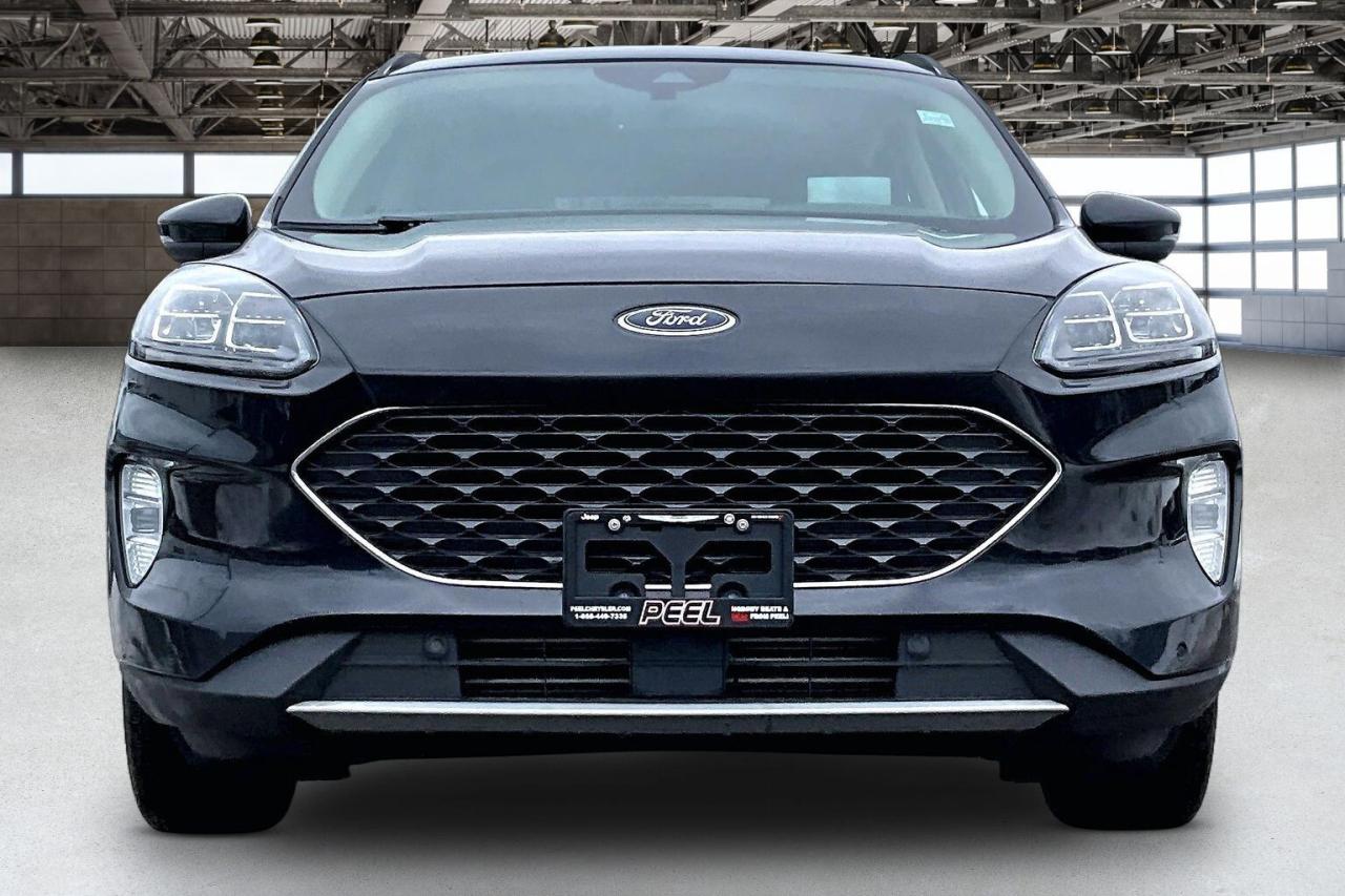 2020 Ford Escape Titanium | Heated Leather | Panoroof | AWD Photo2