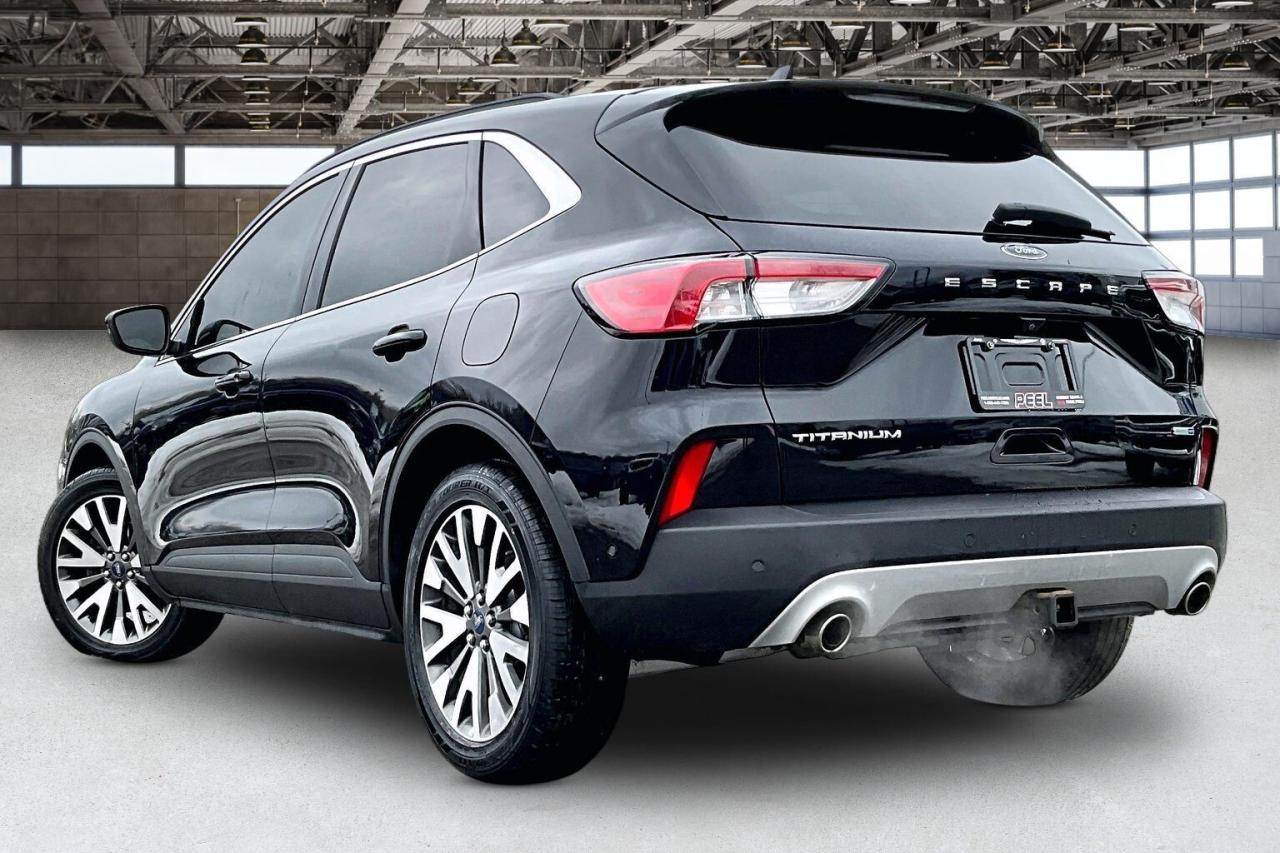 2020 Ford Escape Titanium | Heated Leather | Panoroof | AWD Photo