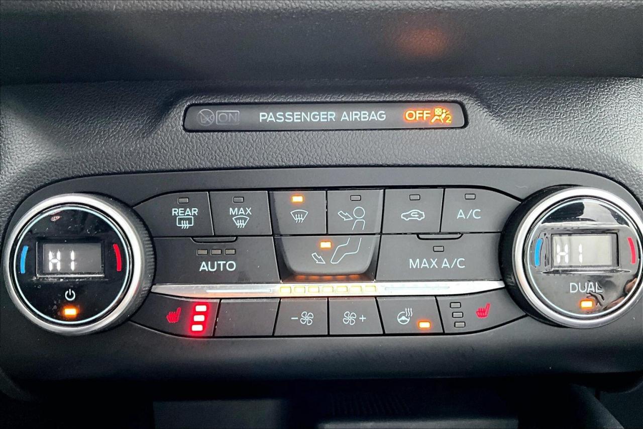 2020 Ford Escape Titanium | Heated Leather | Panoroof | AWD Photo