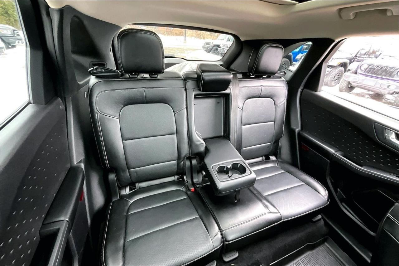 2020 Ford Escape Titanium | Heated Leather | Panoroof | AWD Photo