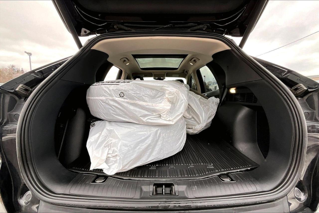 2020 Ford Escape Titanium | Heated Leather | Panoroof | AWD Photo