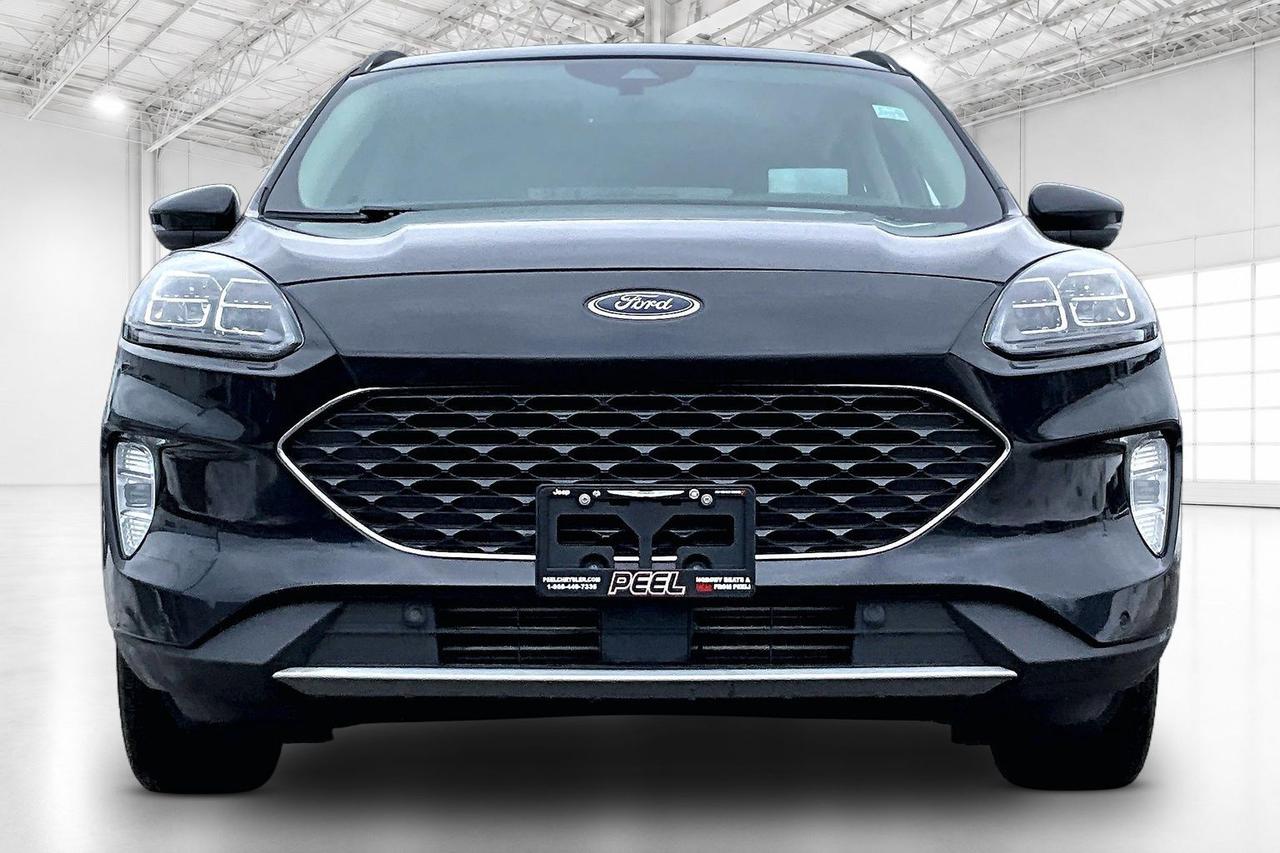 2020 Ford Escape Titanium | Heated Leather | Panoroof | AWD Photo2