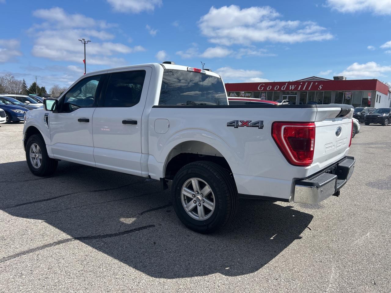 2022 Ford F-150 XLT, 5.5 FT BOX, CLEAN CARFAX, 6 PASS, BACK UP CAM - Photo #4