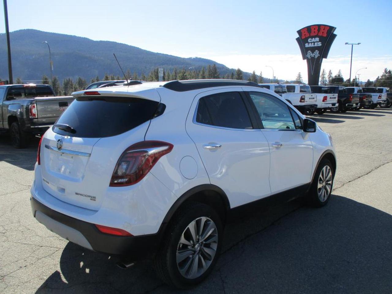 2017 Buick Encore Preferred AWD Photo4