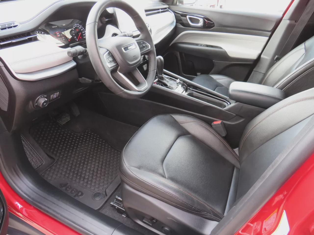 2024 Jeep Compass Limited  | Low Km | One Owner | Clean Title | No Accidents | Alloy Rims | Fog Lights | Remote Start | Leather | Navigation | Blind Spot Monitoring | Power Seats | 360 Degree Reverse Camera | Push Button Start | Power Tailgate | Wireless Charging Photo