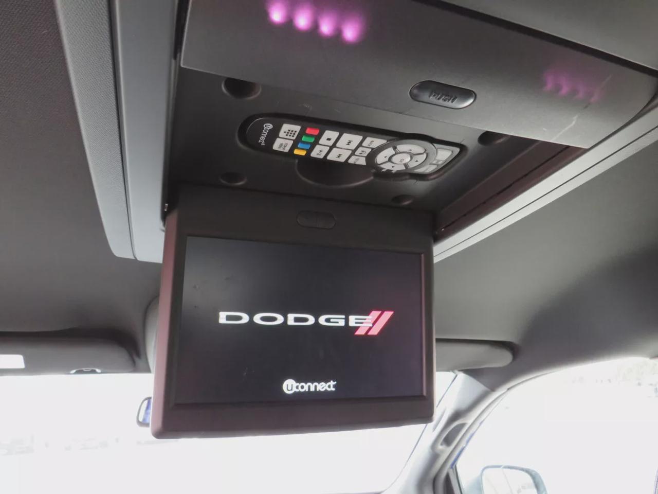 2019 Dodge Grand Caravan SXT Premium Plus | Clean Title | No Accidents  | 7 Passenger | DVD | Tints | Alloy Rims | Trailer Hitch | Leather Trim | Photo