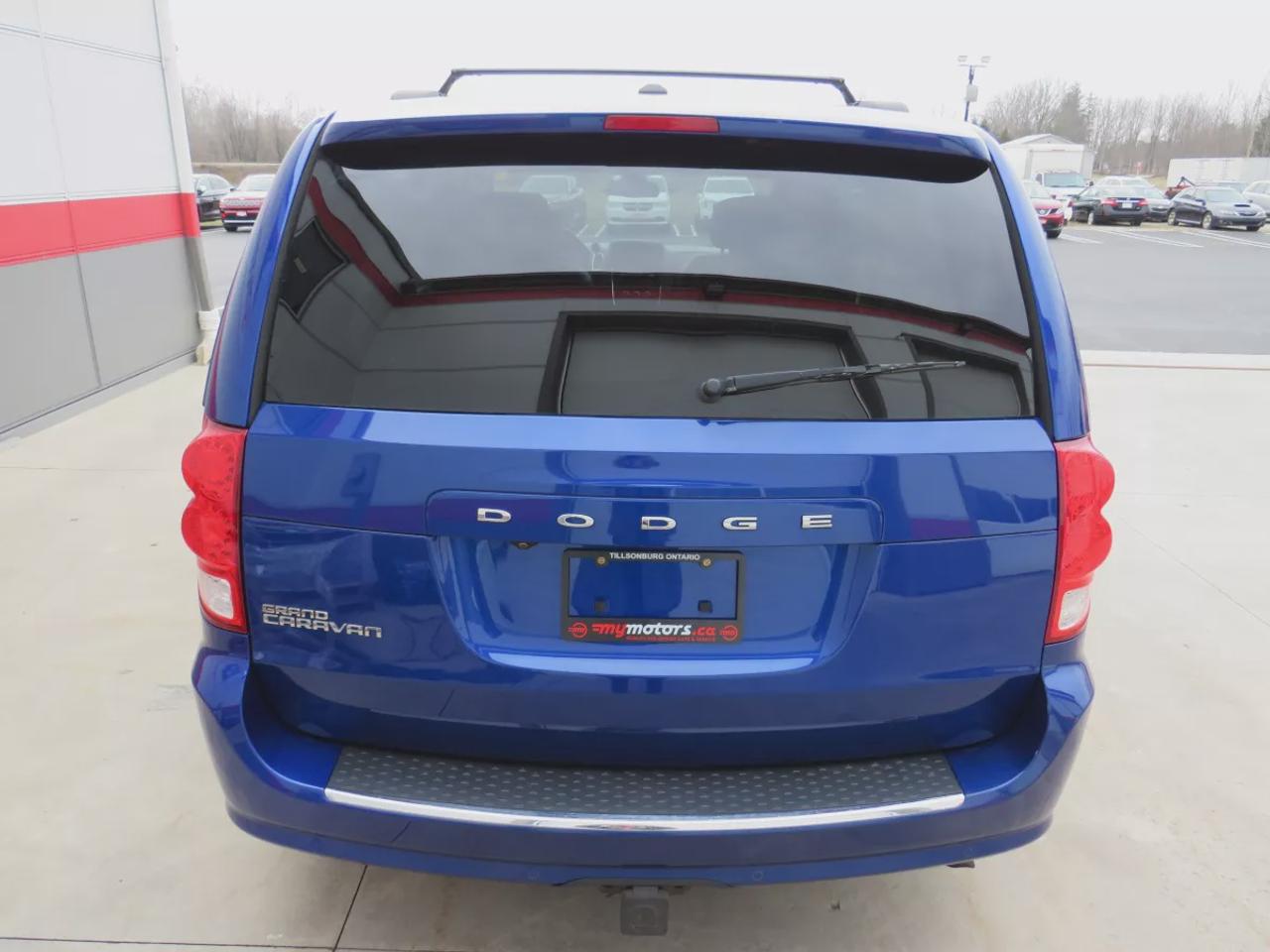 2019 Dodge Grand Caravan SXT Premium Plus | Clean Title | No Accidents  | 7 Passenger | DVD | Tints | Alloy Rims | Trailer Hitch | Leather Trim | Photo