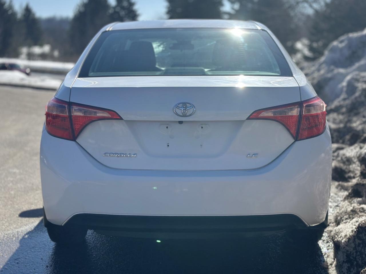 2017 Toyota Corolla LE ECO Photo