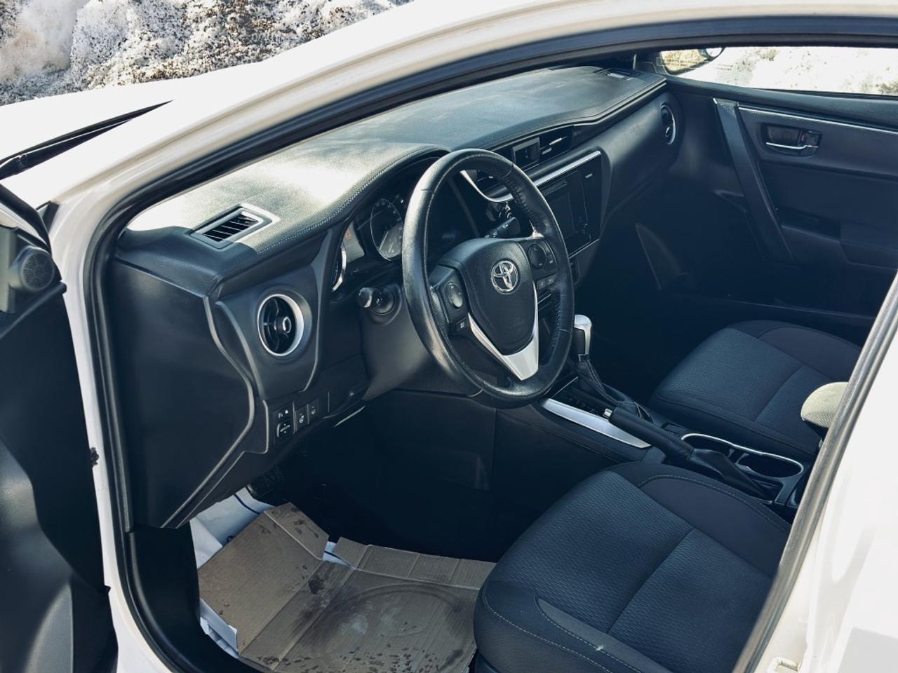 2017 Toyota Corolla LE ECO Photo