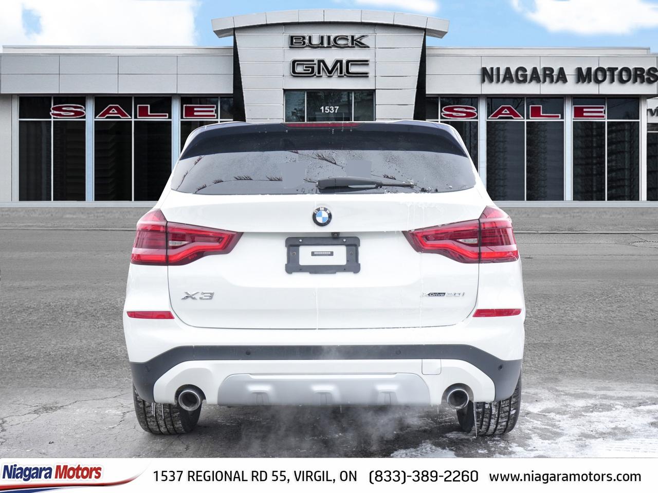 2021 BMW X3 xDrive30i Photo3