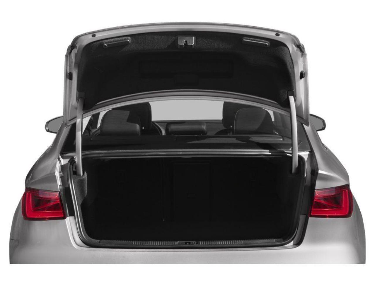 2016 Audi A3 1.8T Komfort Photo