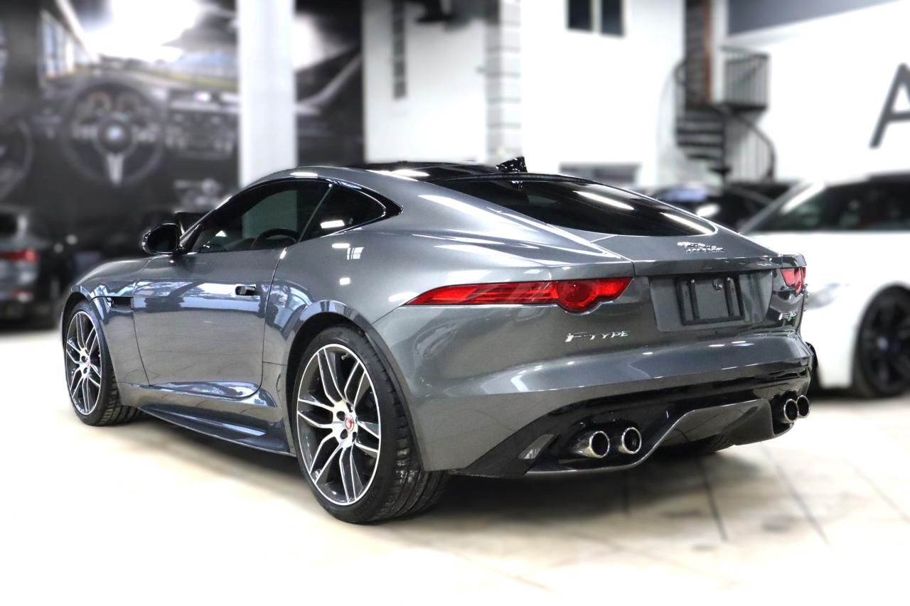 2017 Jaguar F-Type  Photo2