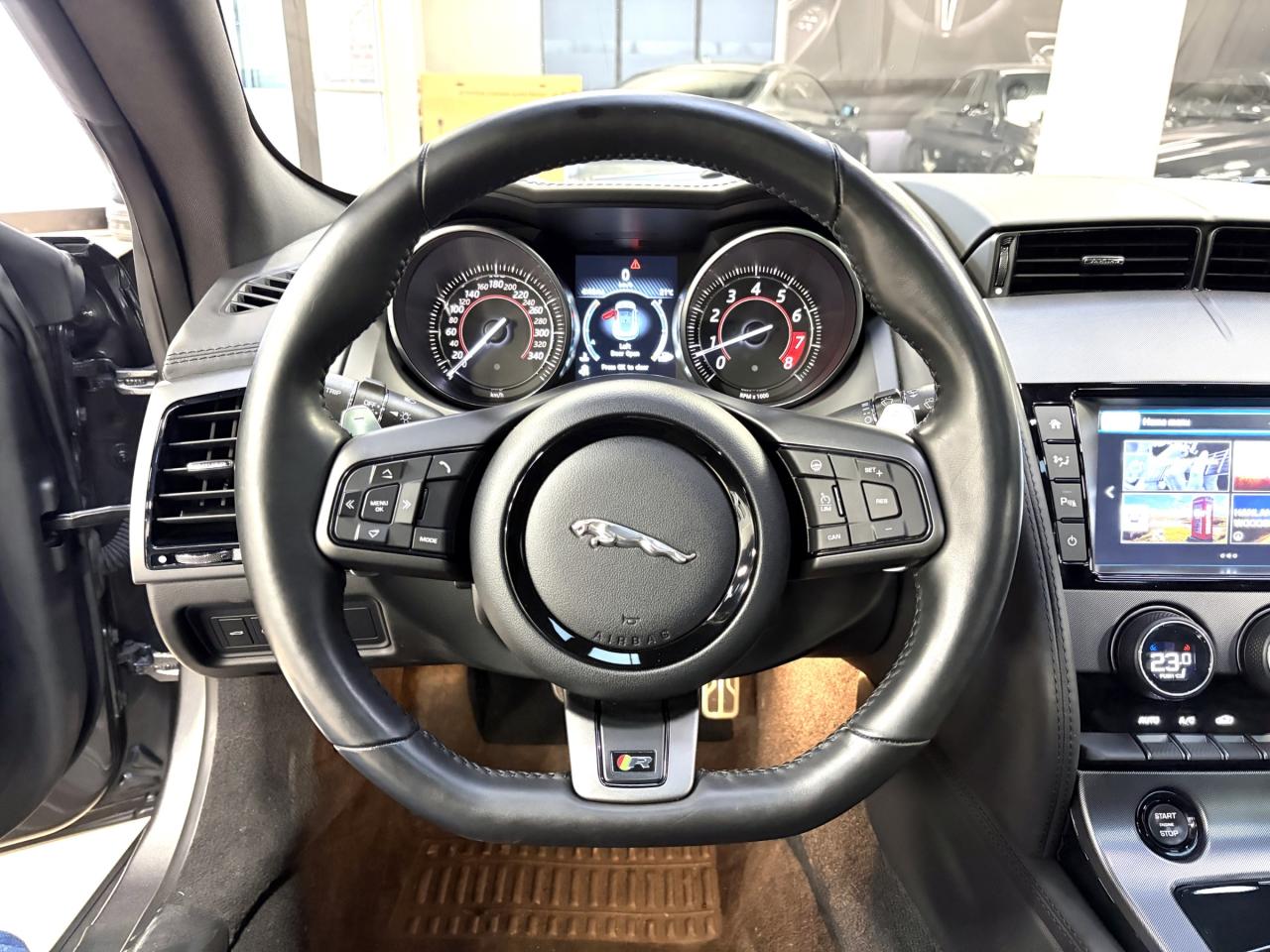 2017 Jaguar F-Type  Photo