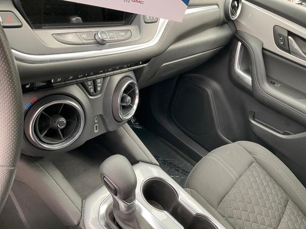 2021 Chevrolet Blazer LT Photo