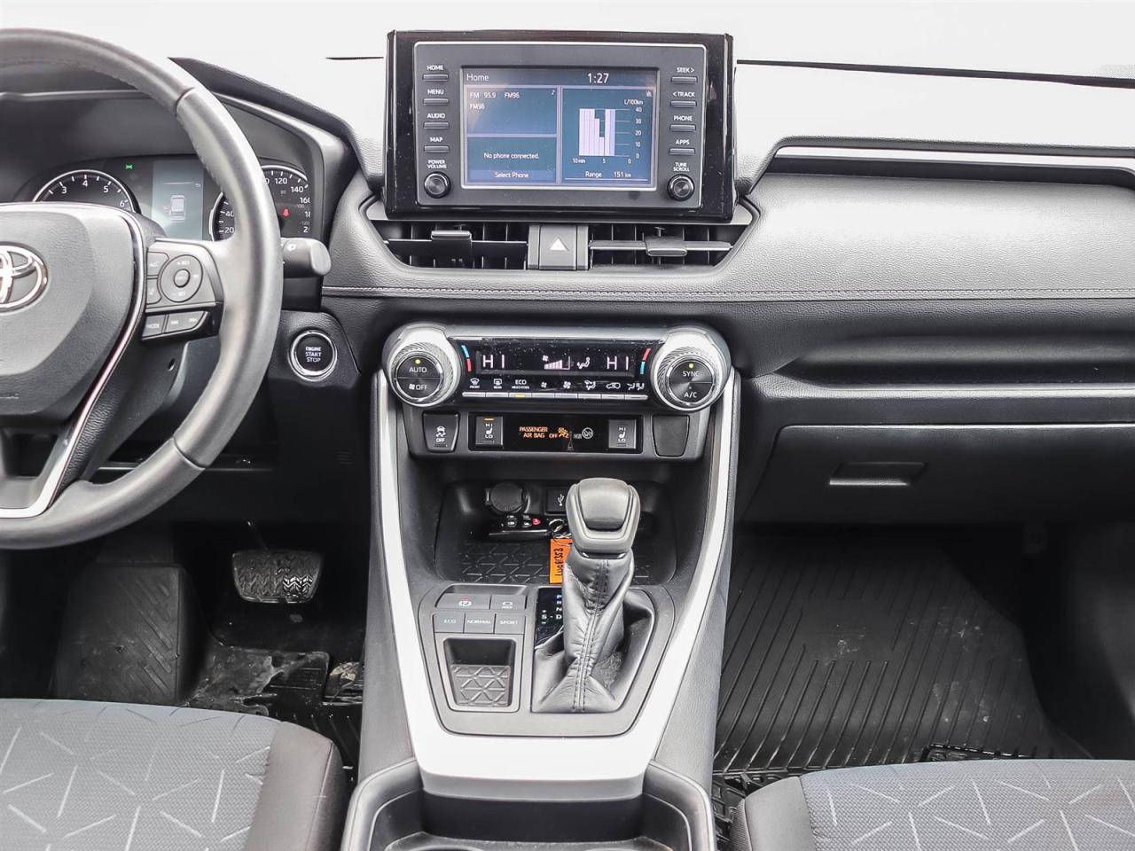 2020 Toyota RAV4 XLE Photo