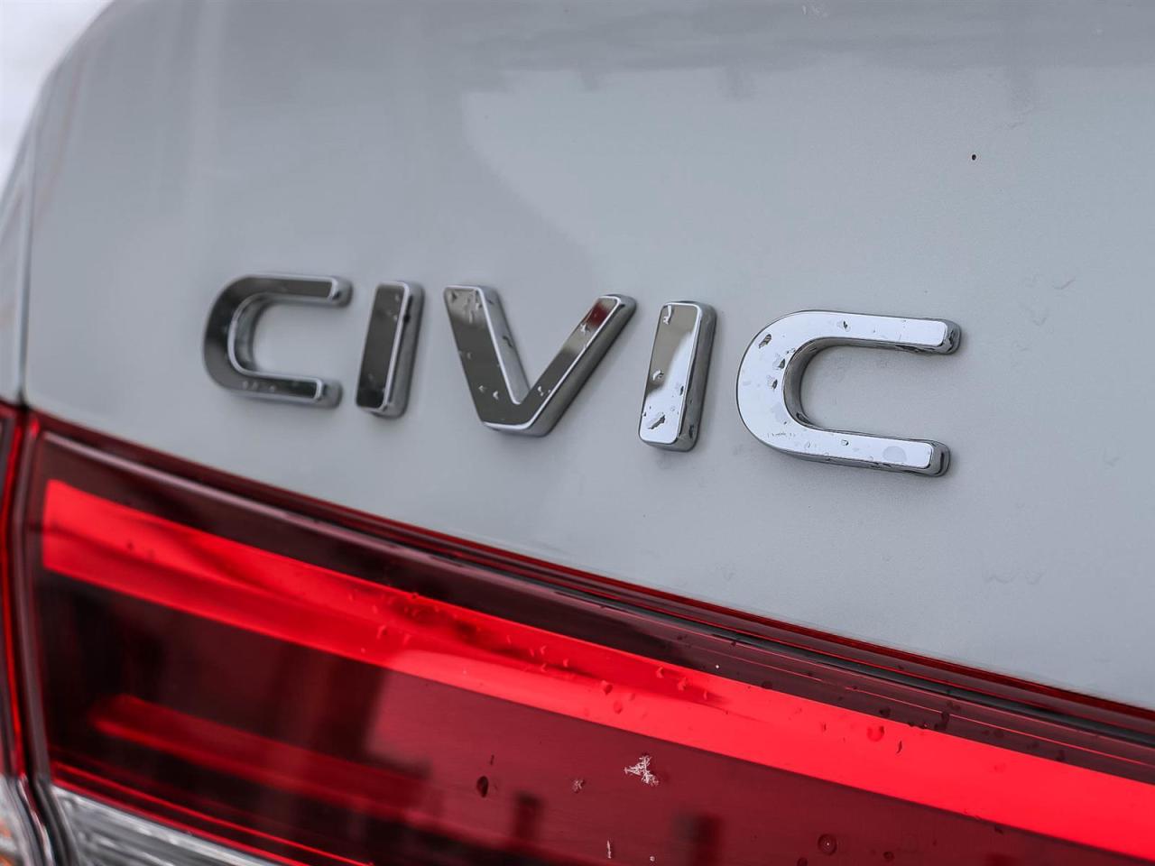 2022 Honda Civic Sedan EX Photo