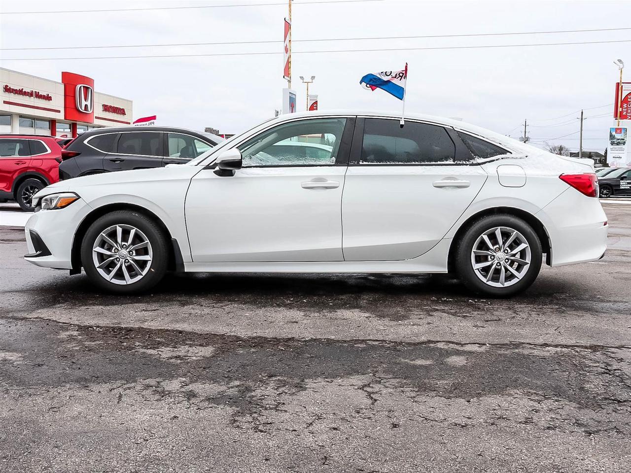 2022 Honda Civic Sedan EX Photo