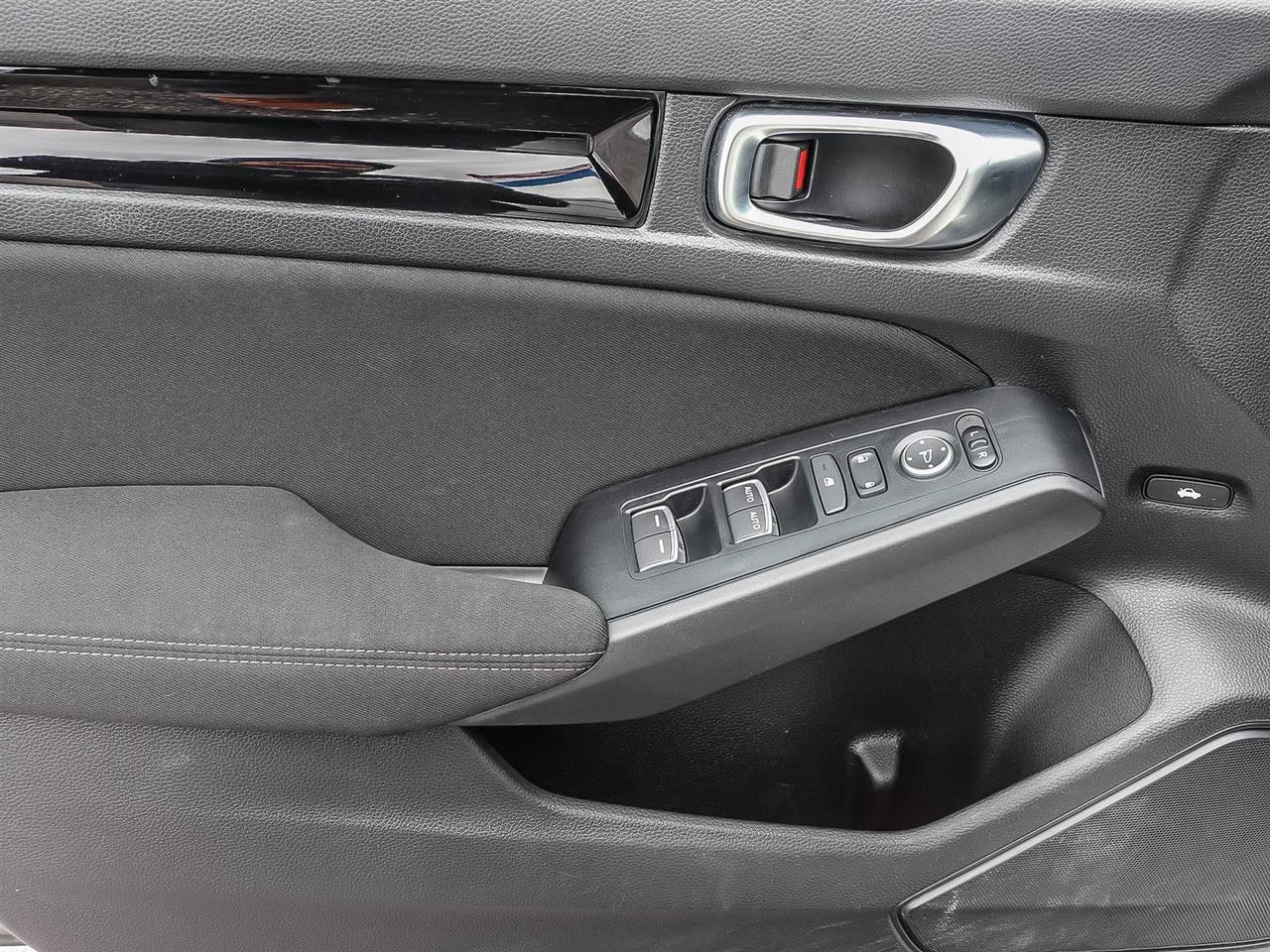 2022 Honda Civic Sedan EX Photo