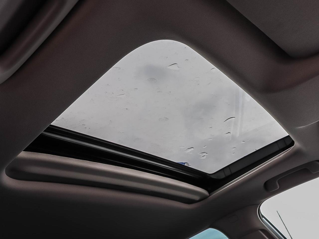 2022 Honda Civic Sedan EX Photo