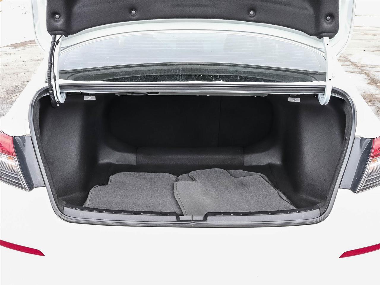 2022 Honda Civic Sedan EX Photo