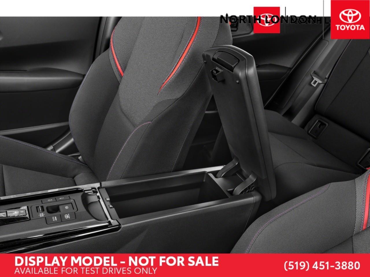 2026 Toyota Prius Plug-In Hybrid SE 5dr Hatchback Photo