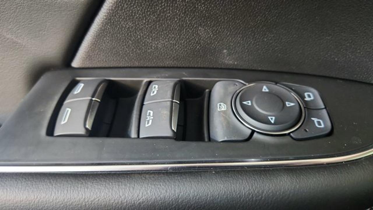 13647248