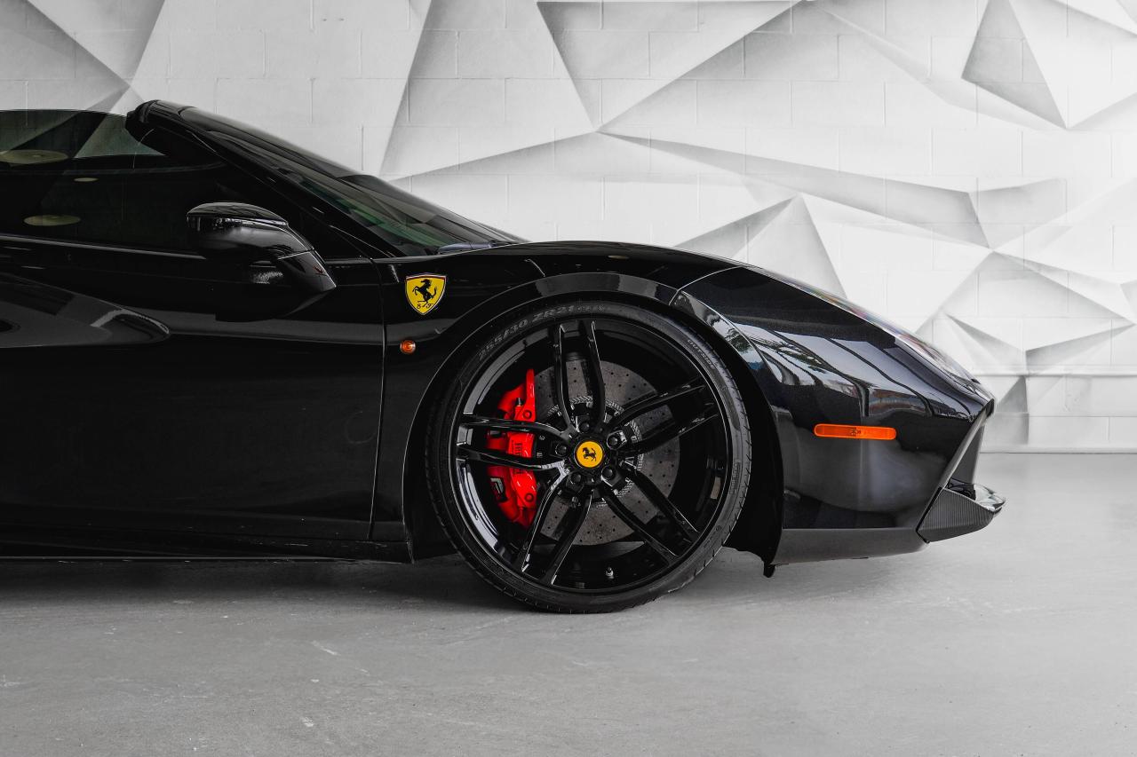 2016 Ferrari 488 Spider 2dr Conv Photo