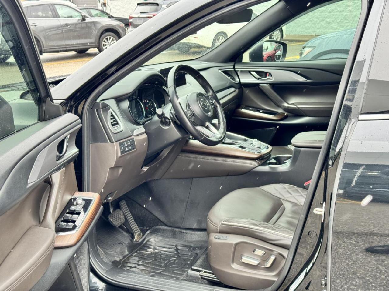 2022 Mazda CX-9 SIGNATURE/ EXTENDED WARRANTY/ 3.95% RATE/ MUSE SEE Photo