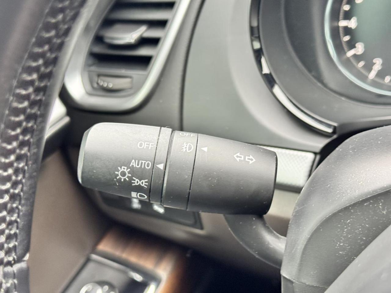 2022 Mazda CX-9 SIGNATURE/ EXTENDED WARRANTY/ 3.95% RATE/ MUSE SEE Photo