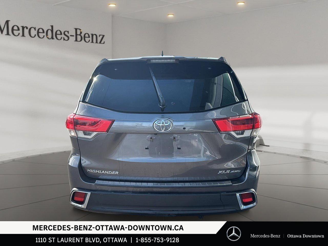 2017 Toyota Highlander XLE AWD AS-IS AS TRADED / Photo