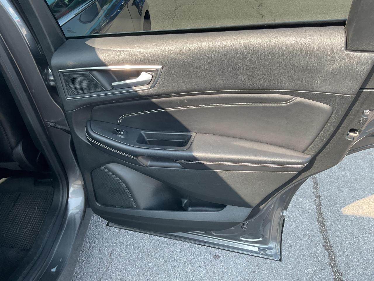 2023 Ford Edge TITANIUM 4DR ALL-WHEEL DRIVE Photo