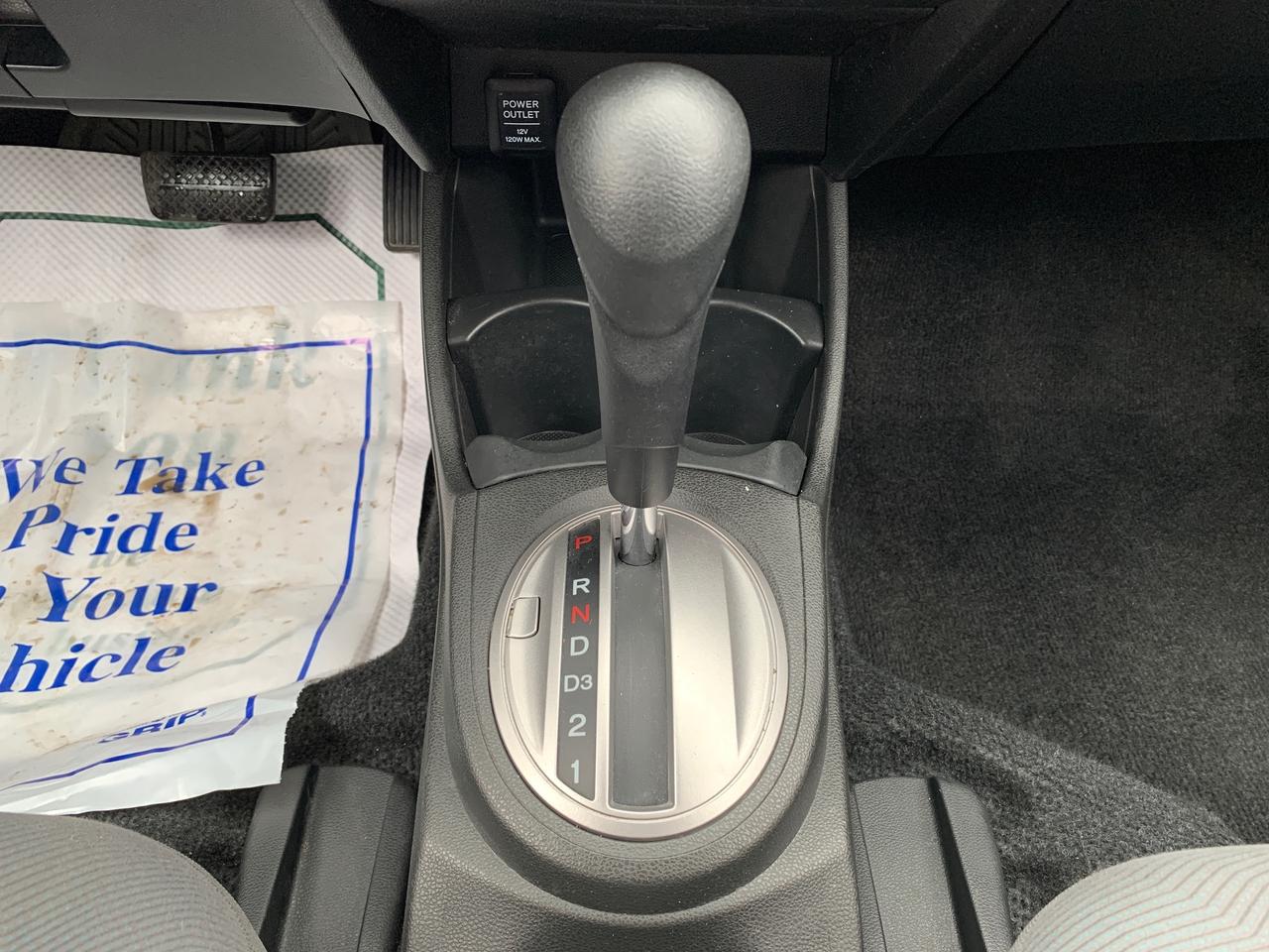 2014 Honda Fit 5dr HB Auto LX Photo