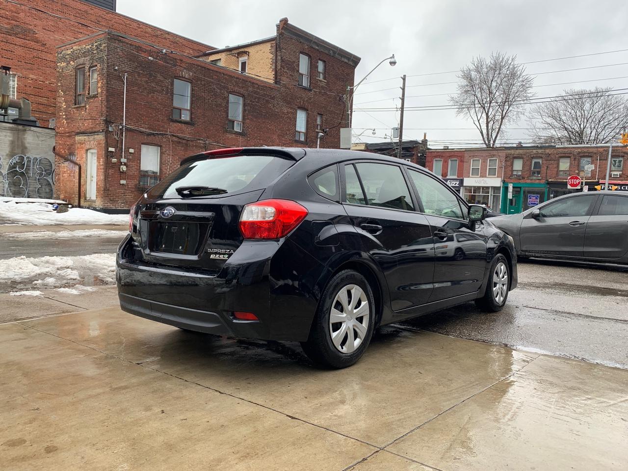 2016 Subaru Impreza 5DR HB CVT 2.0I Photo4
