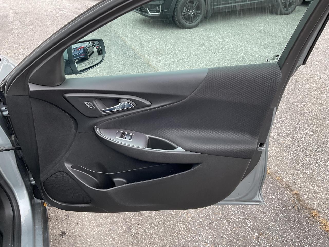 2023 Chevrolet Malibu 1LT 4dr Sedan Photo