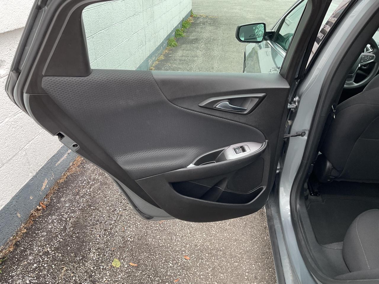 2023 Chevrolet Malibu 1LT 4dr Sedan Photo