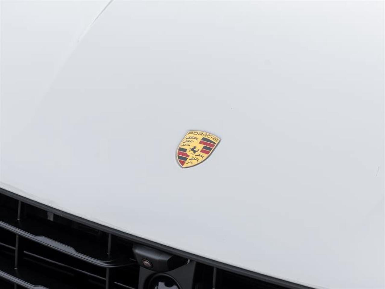 2024 Porsche Macan AWD Premium Pkg Plus Sport Chrono Pkg 21 RS Spyder Photo