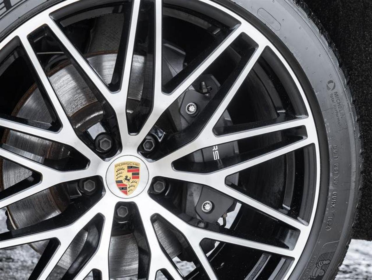 2024 Porsche Macan AWD Premium Pkg Plus Sport Chrono Pkg 21 RS Spyder Photo