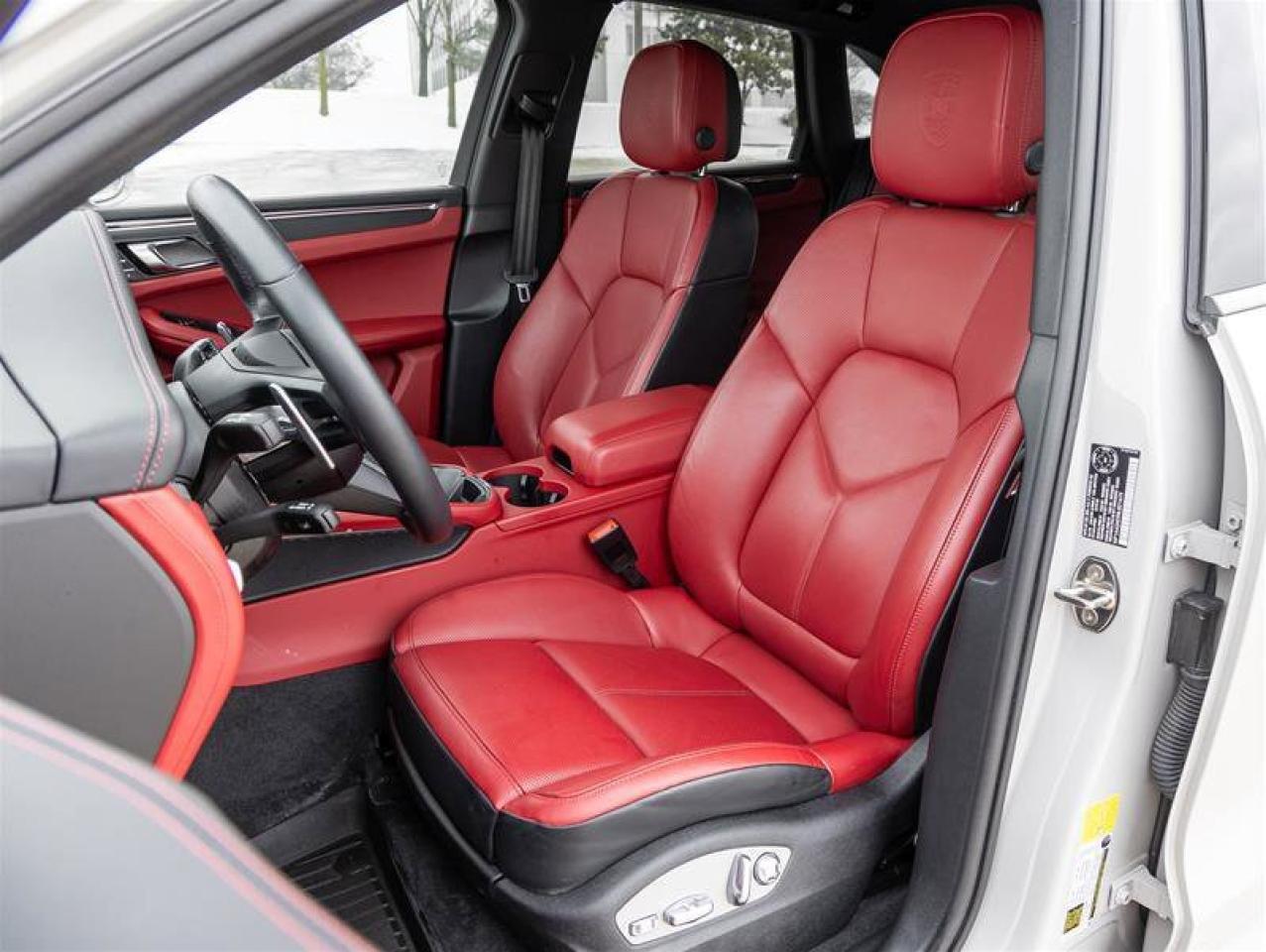 2024 Porsche Macan AWD Premium Pkg Plus Sport Chrono Pkg 21 RS Spyder Photo