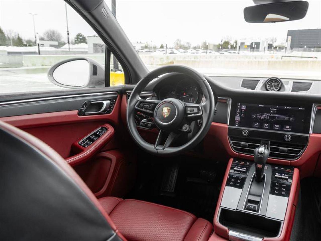 2024 Porsche Macan AWD Premium Pkg Plus Sport Chrono Pkg 21 RS Spyder Photo