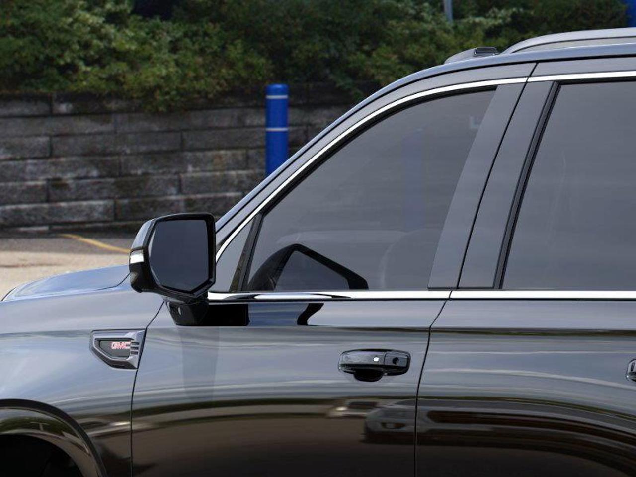 2026 GMC Yukon AT4 Ultimate 4dr 4x4 Photo