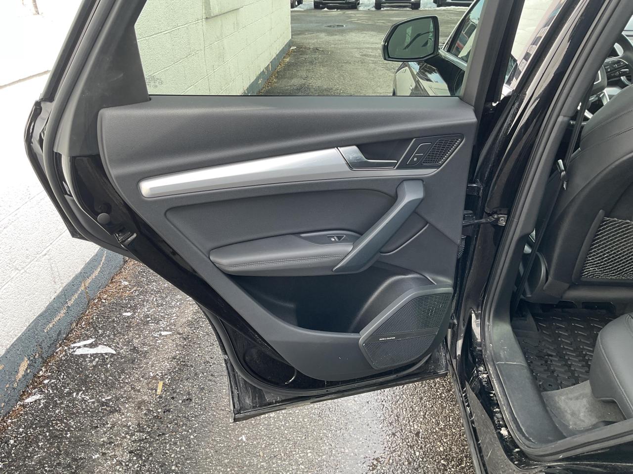 2020 Audi Q5 e  Photo