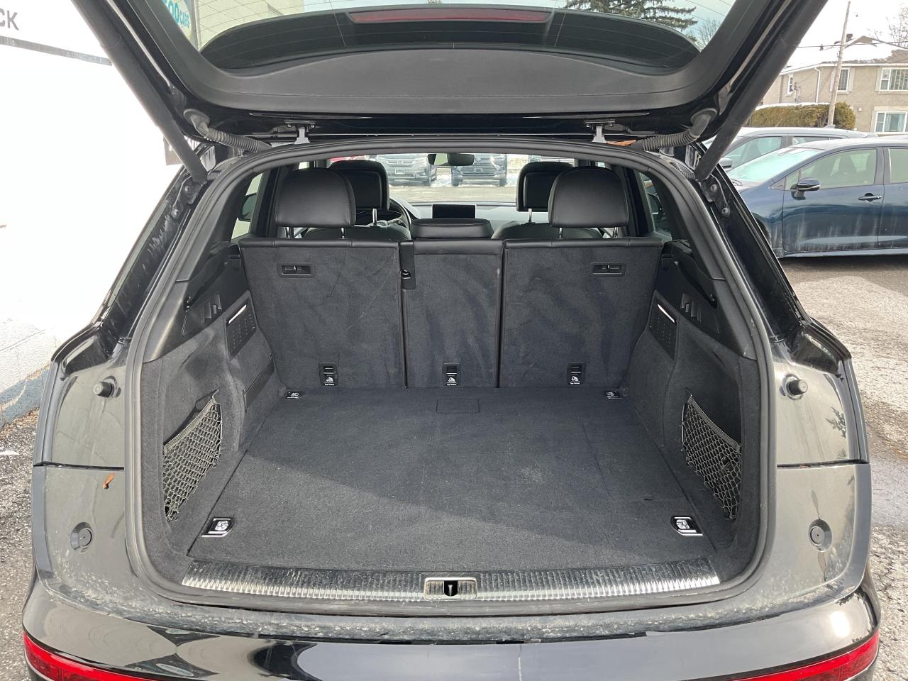 2020 Audi Q5 e  Photo