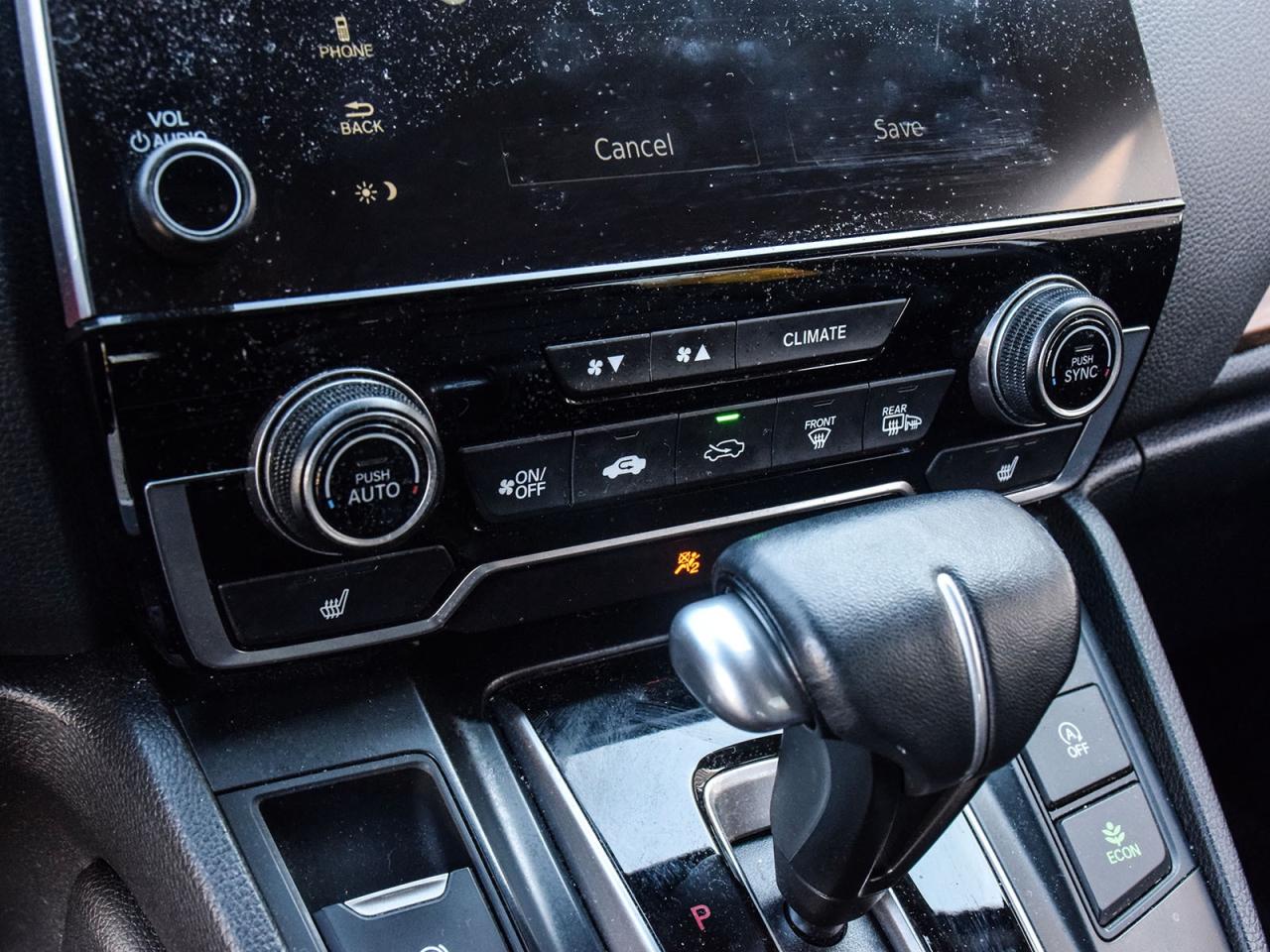 2022 Honda CR-V Touring Photo