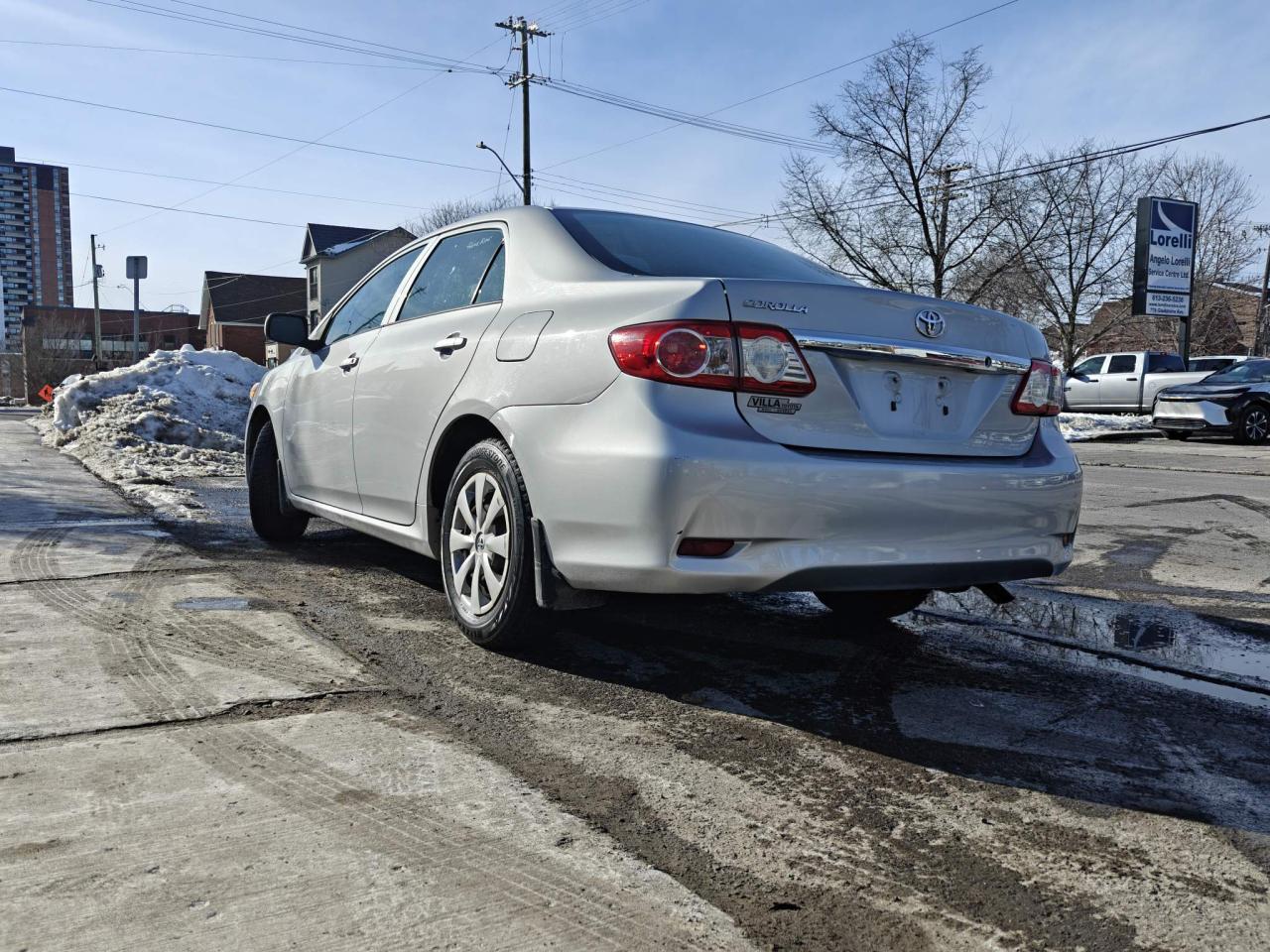 2013 Toyota Corolla CE (M5) 4dr Sedan Photo