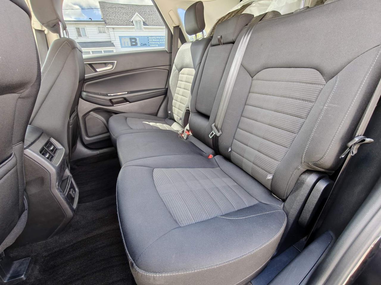 2018 Ford Edge SEL 4dr Front-wheel Drive Photo