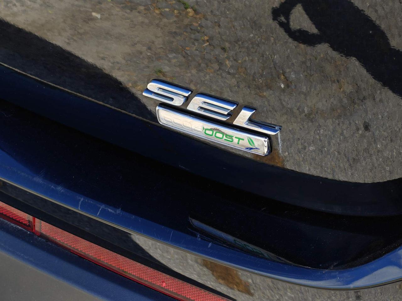 2018 Ford Edge SEL 4dr Front-wheel Drive Photo