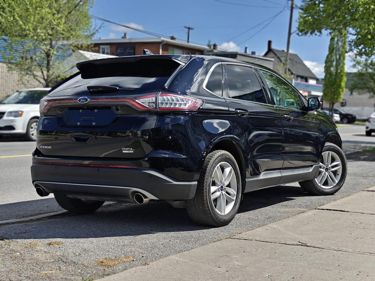 2018 Ford Edge SEL 4dr Front-wheel Drive Photo