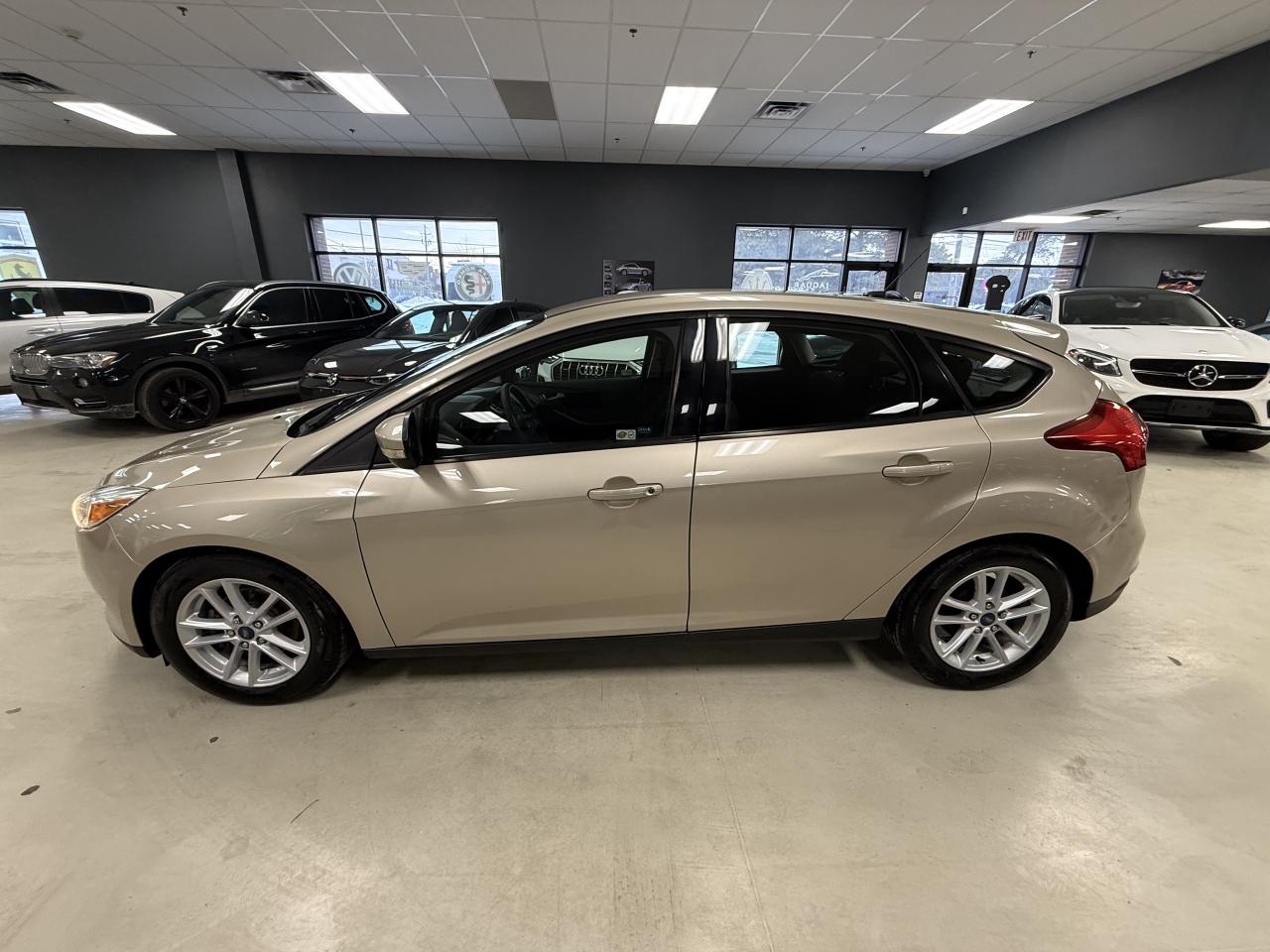 2017 Ford Focus 5DR HB SE Photo