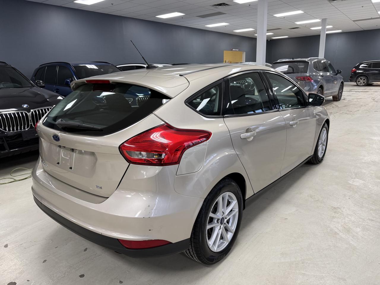 2017 Ford Focus 5DR HB SE Photo