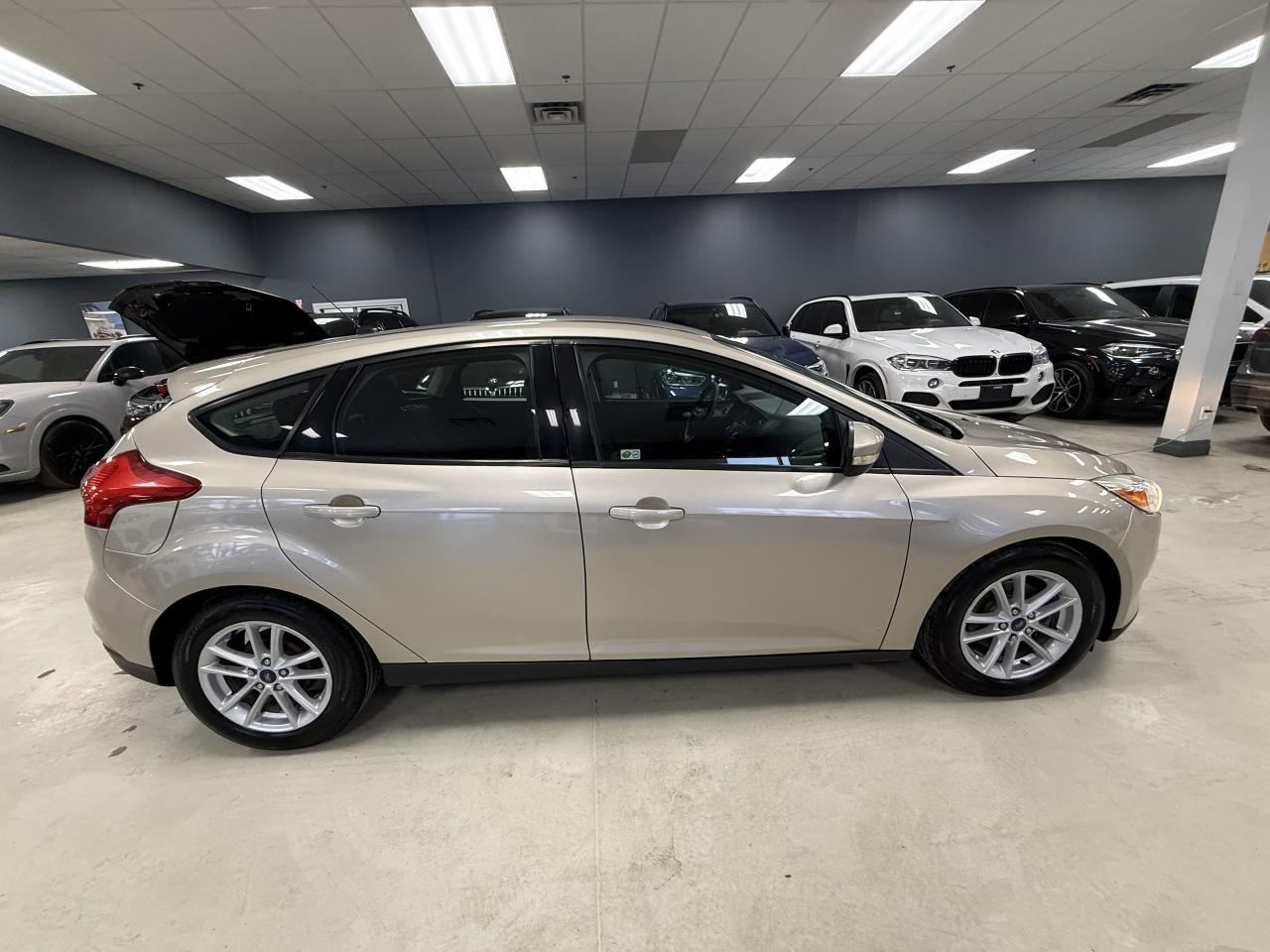 2017 Ford Focus 5DR HB SE Photo